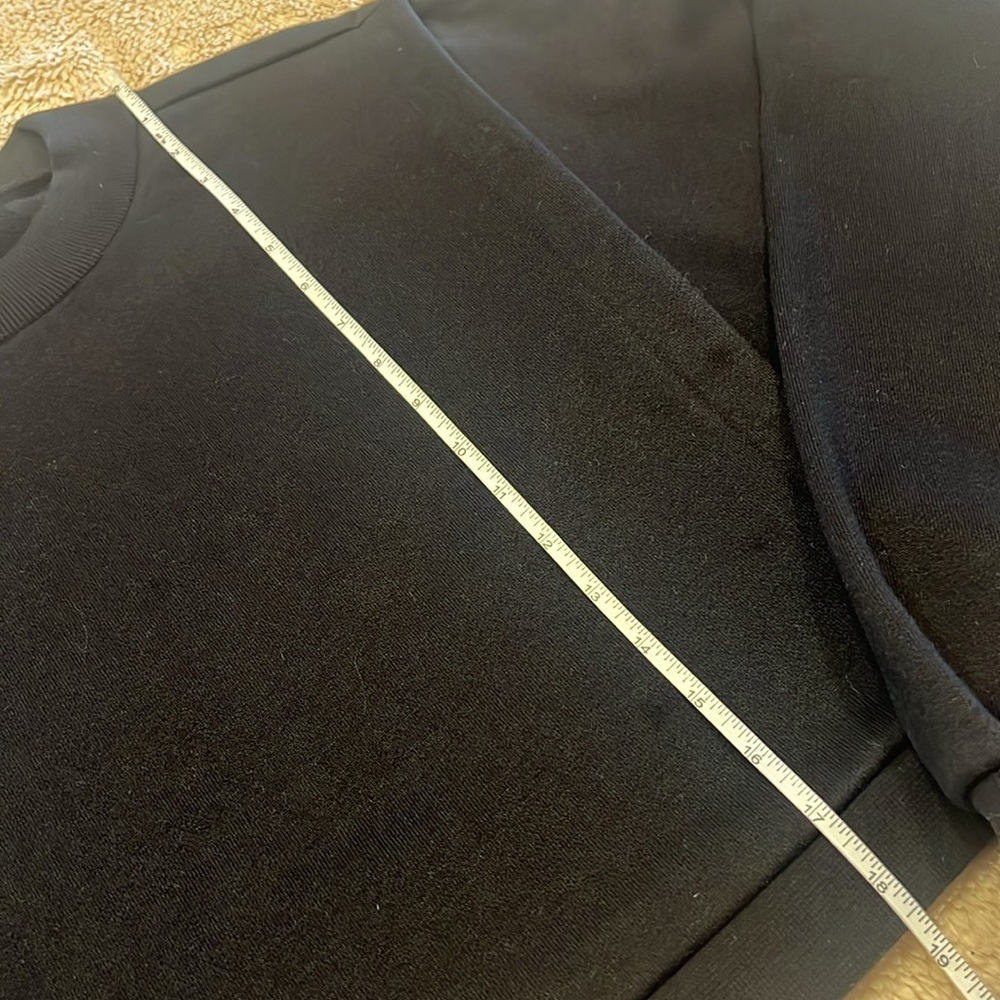 ALO Fresh Cropped Cover Up Sweatshirt - Picture 11 of 12